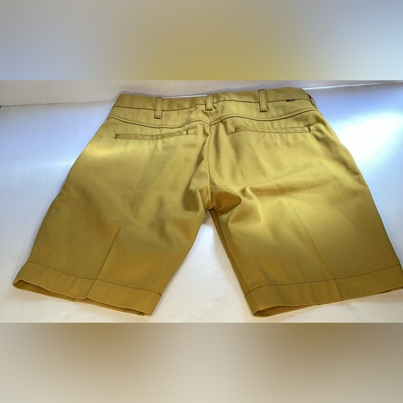 Levi Strauss’s Sta-Press mustard unisex shorts.  30 waist - Picture 4 of 11